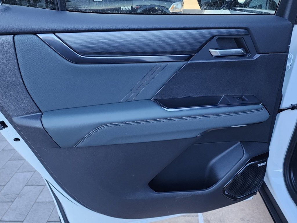 New 2026 GMC Acadia AT4 w/ Super Cruise Package image 45