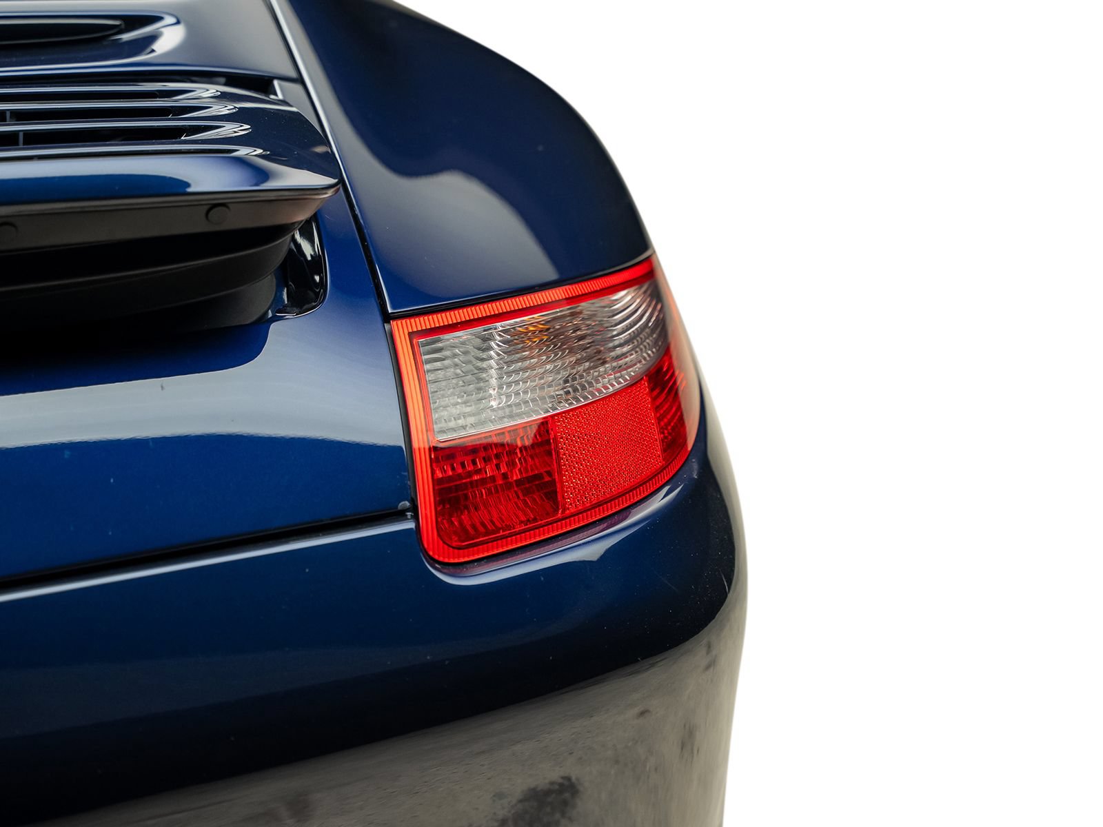 Used 2005 Porsche 911 Carrera S RWD image 13