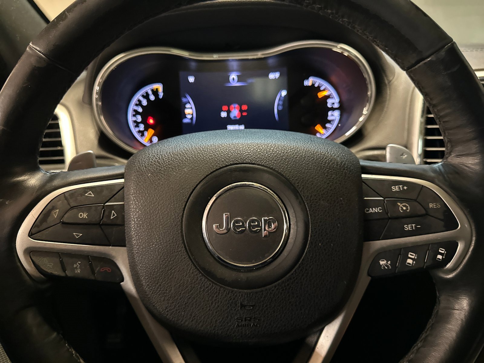 Used 2016 Jeep Grand Cherokee High Altitude image 23