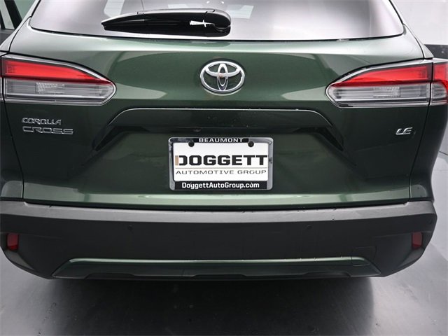 Used 2025 Toyota Corolla Cross XLE image 10