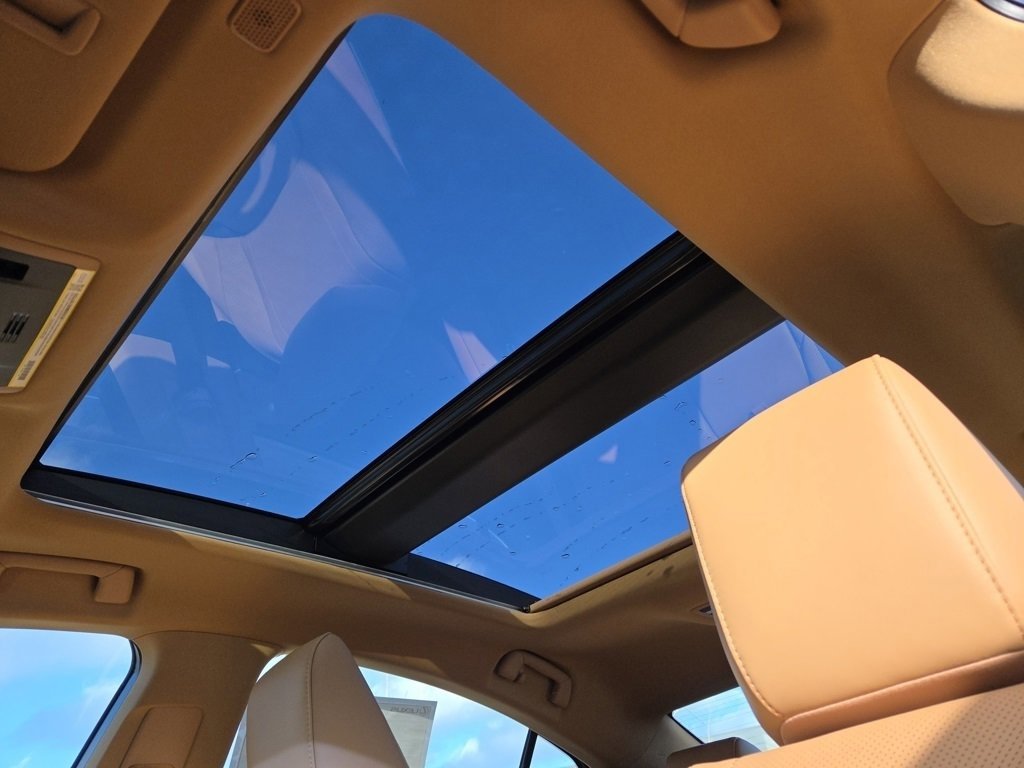 New 2025 Lexus ES 350 350 Luxury image 8