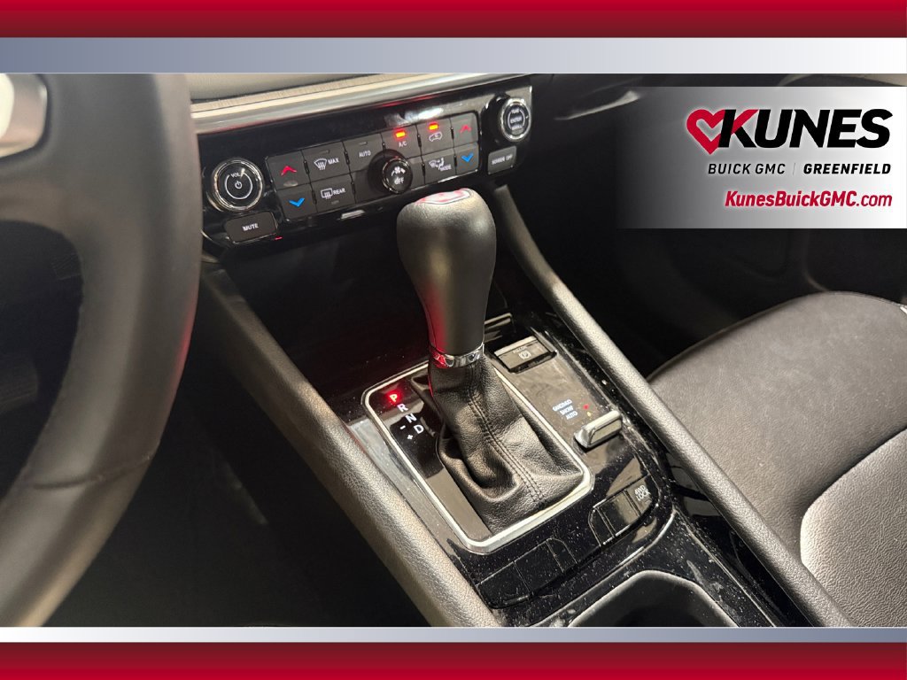 Used 2025 Jeep Compass Limited AWD/4WD image 29