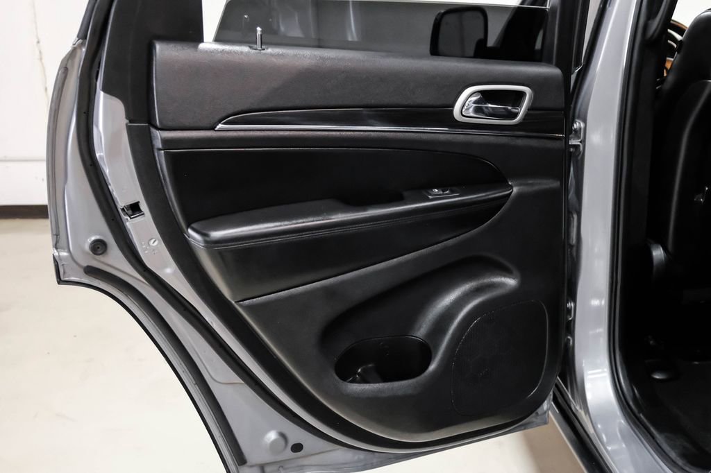 Used 2021 Jeep Grand Cherokee Limited AWD/4WD image 51
