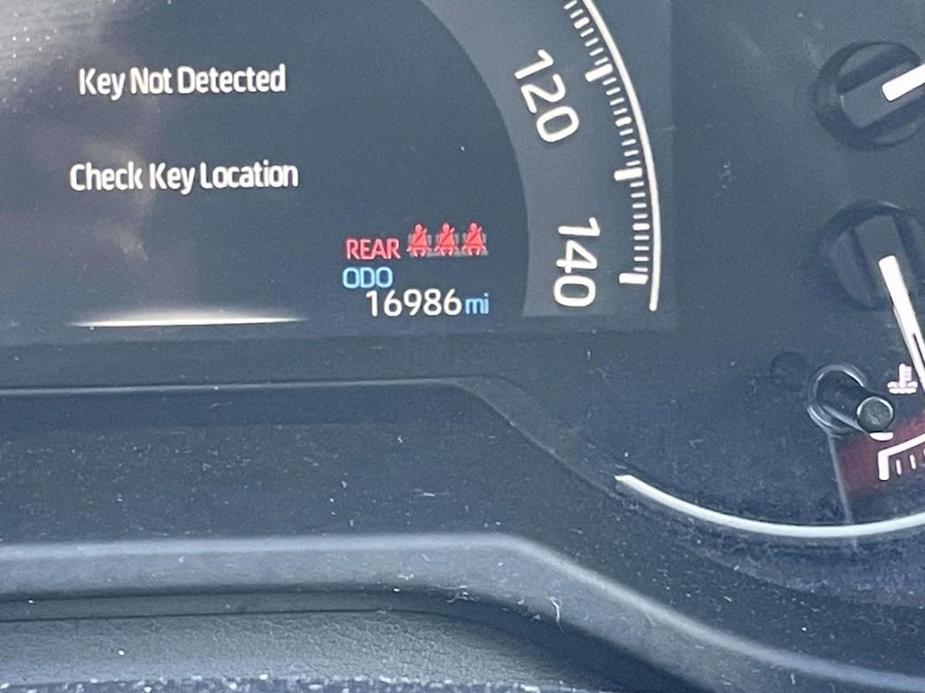 Used 2025 Toyota RAV4 XLE image 39