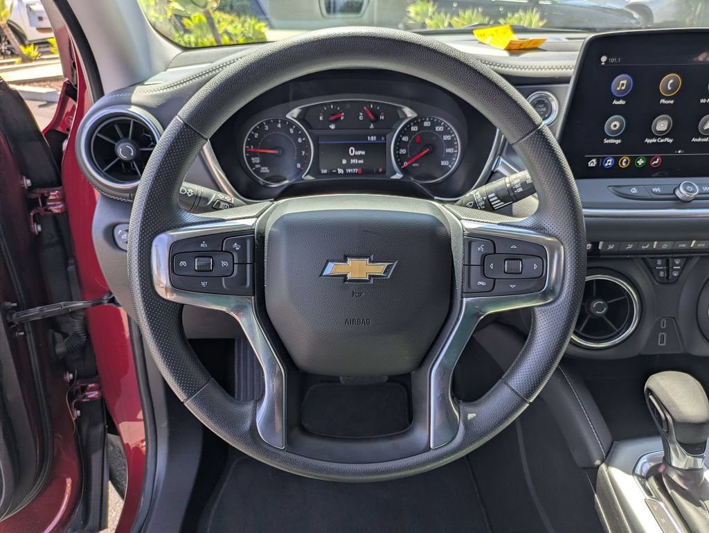 Used 2025 Chevrolet Blazer LT AWD/4WD image 18