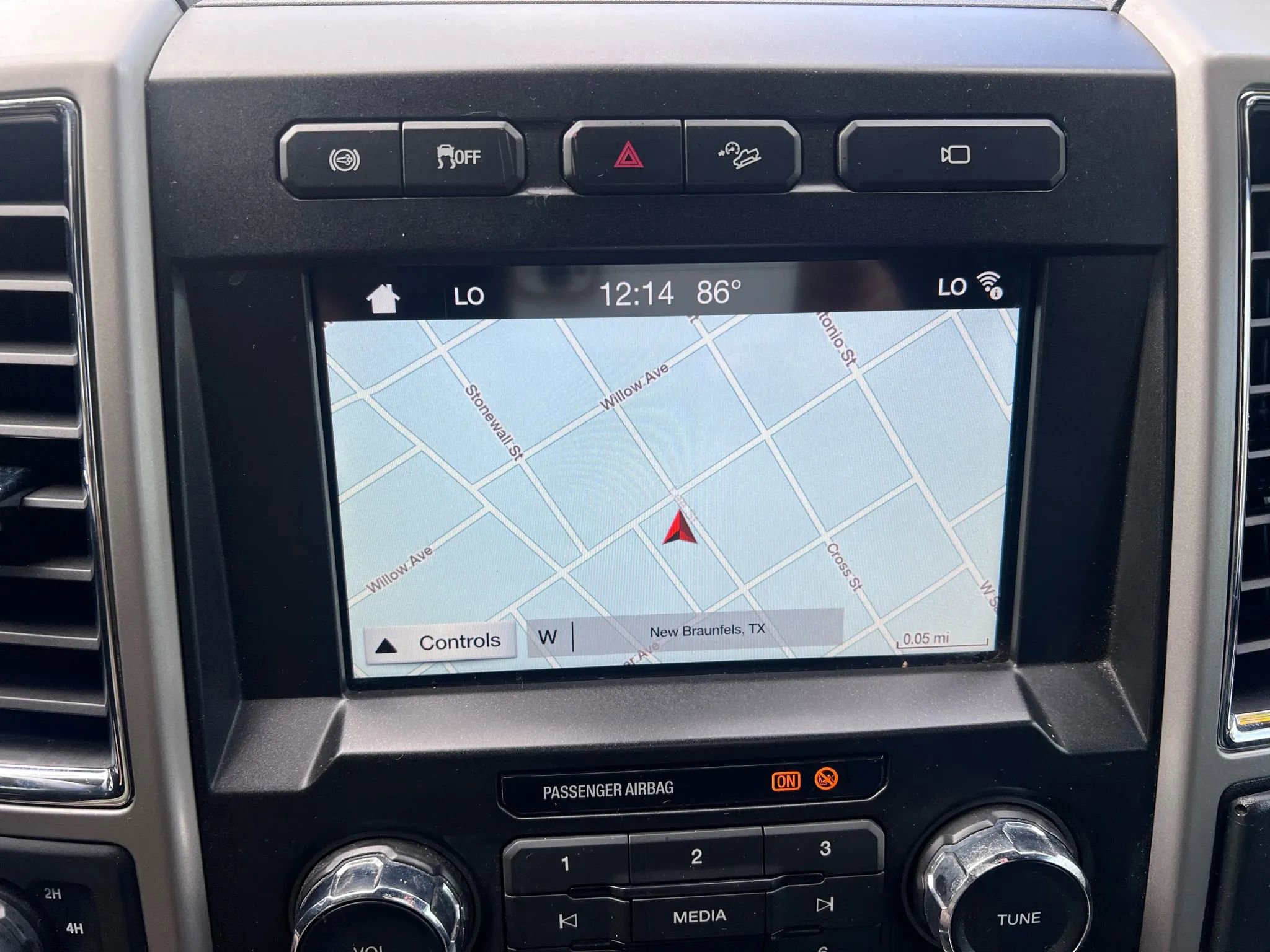 Used 2018 Ford F250 Lariat w/ Lariat Ultimate Package image 24