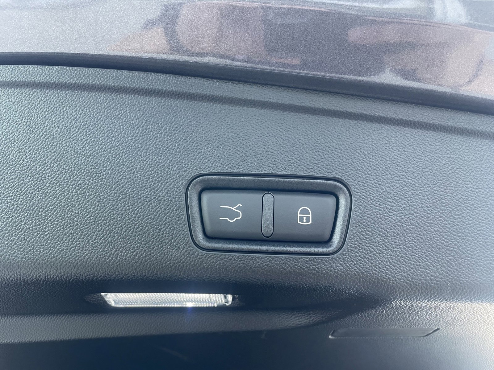 New 2024 Maserati Grecale GT image 13