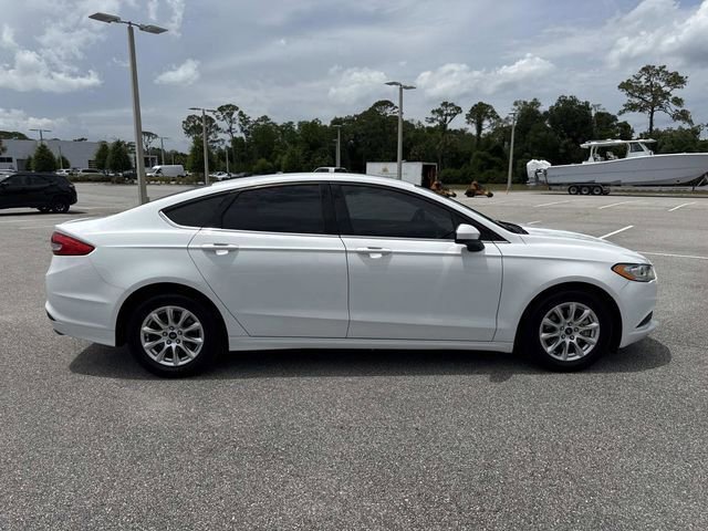 Used 2018 Ford Fusion S FWD image 2