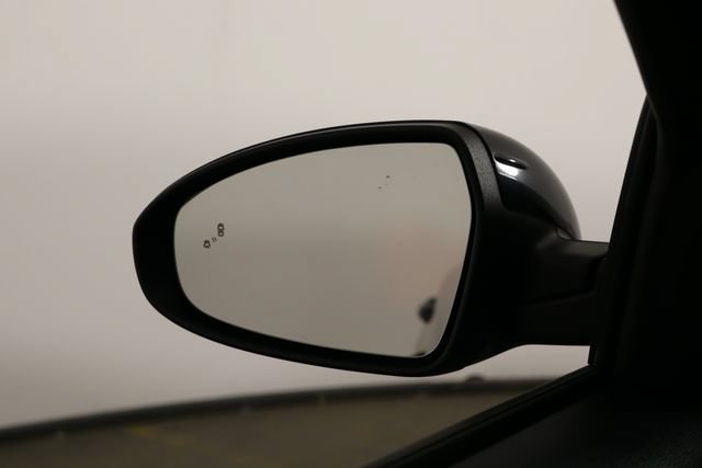 Used 2023 Kia Forte LXS w/ LXS Technology Package FWD image 32
