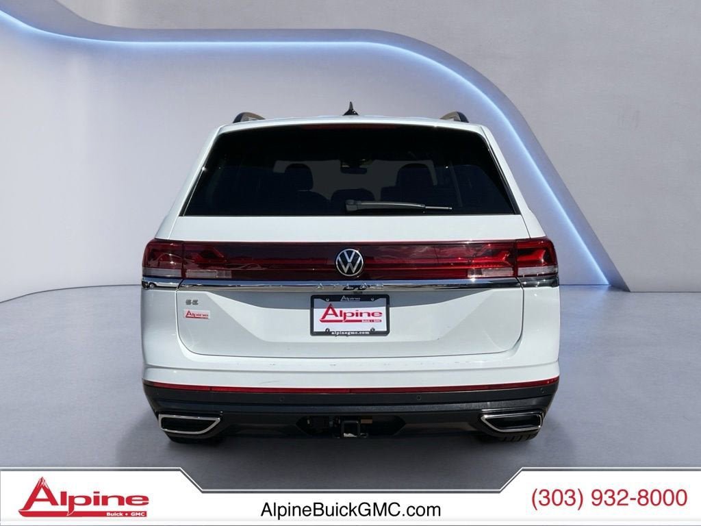 Used 2025 Volkswagen Atlas SE FWD image 4