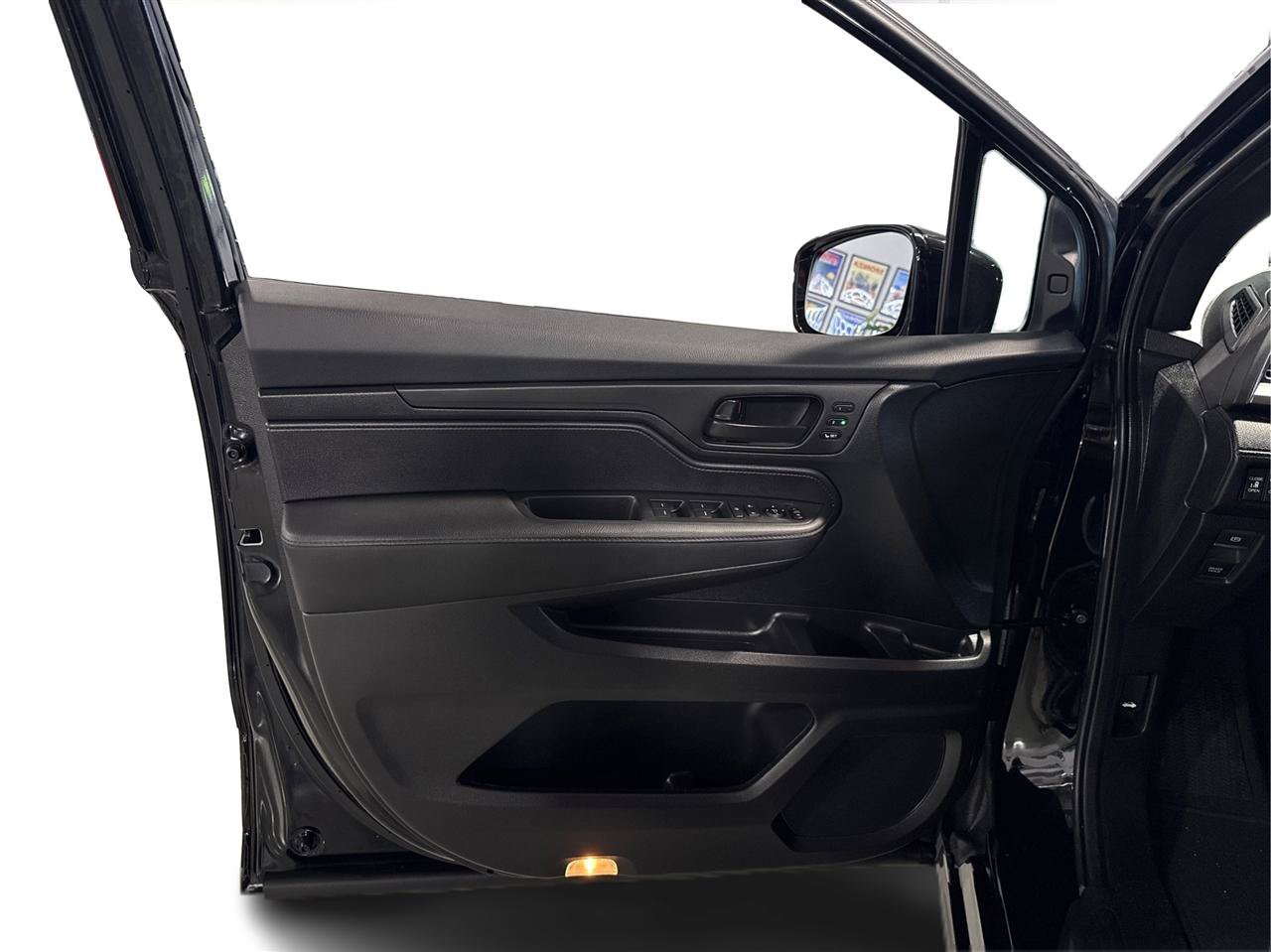 Used 2023 Honda Odyssey Sport image 22
