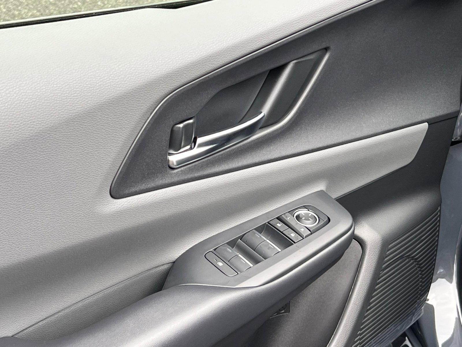 New 2026 Toyota Prius XLE image 10