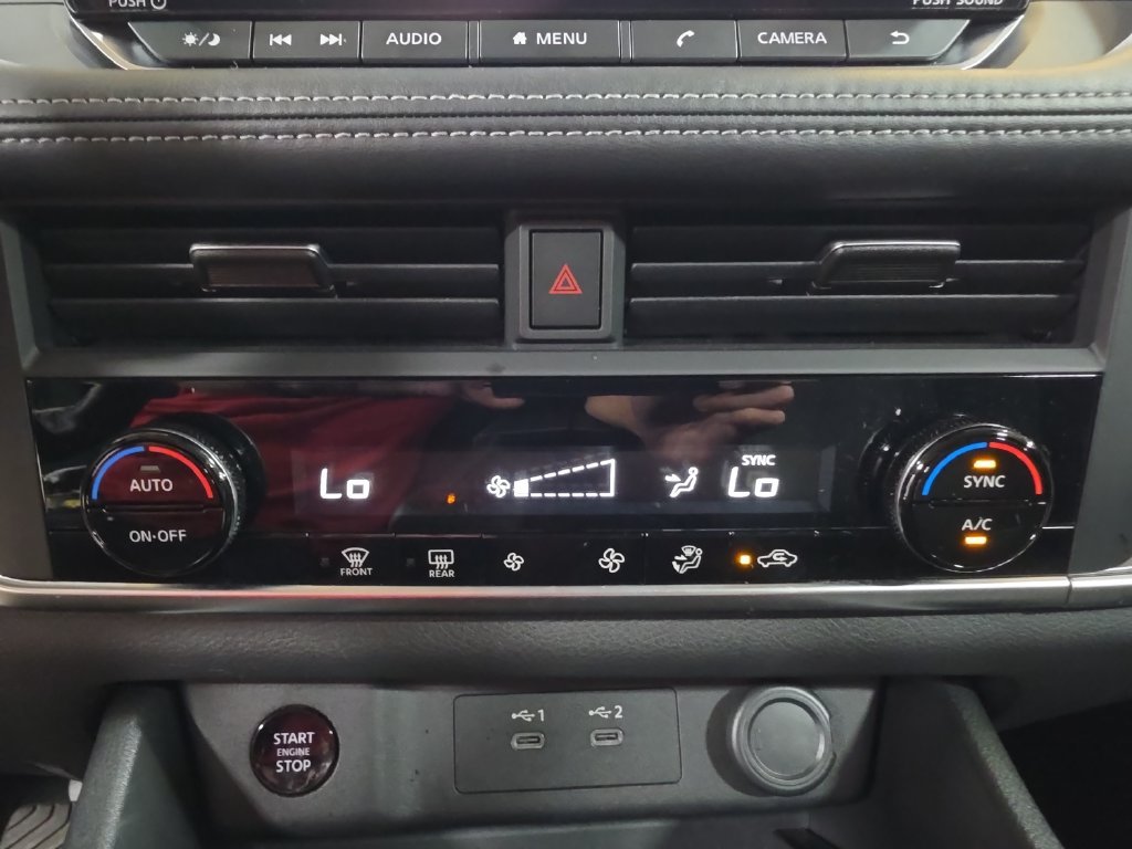 Used 2026 Nissan Rogue SV AWD/4WD image 24