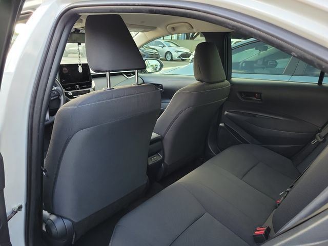 Used 2025 Toyota Corolla LE FWD image 9