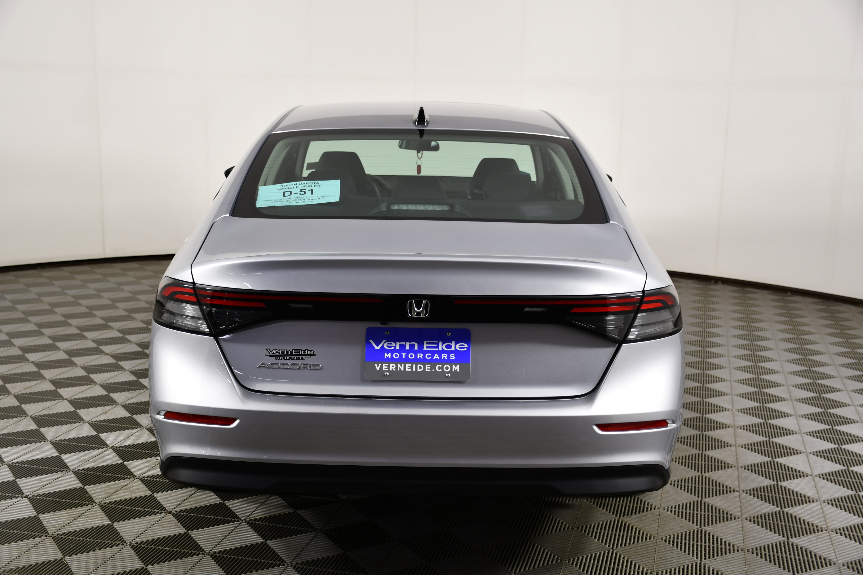 Certified 2025 Honda Accord SE image 6