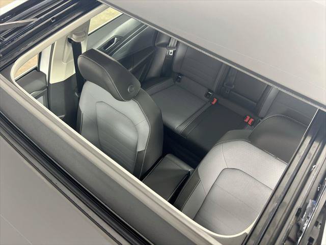 New 2027 Volkswagen Jetta SE FWD image 21