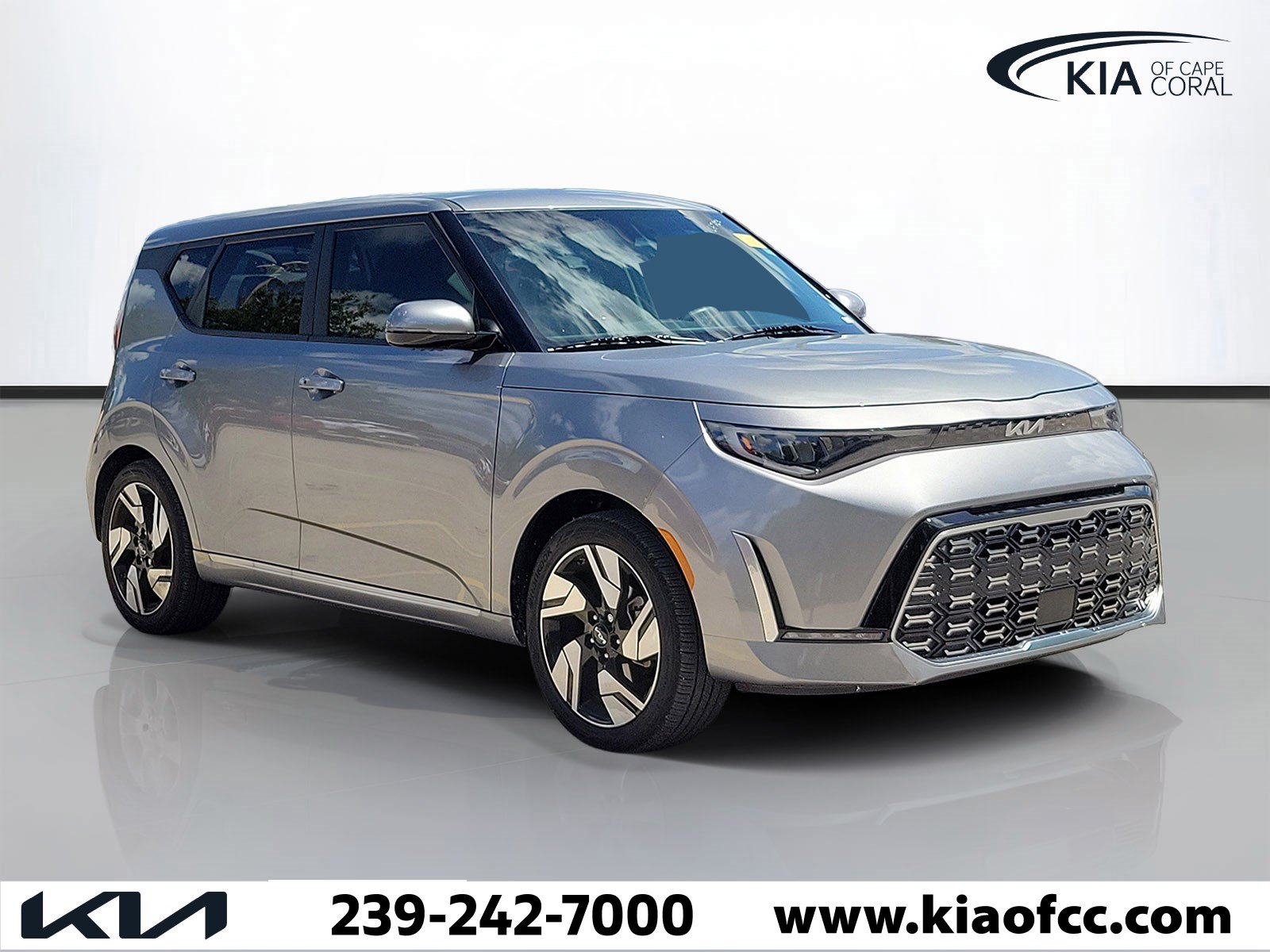 Certified 2024 Kia Soul GT-Line w/ GT-Line Technology Package FWD image 1