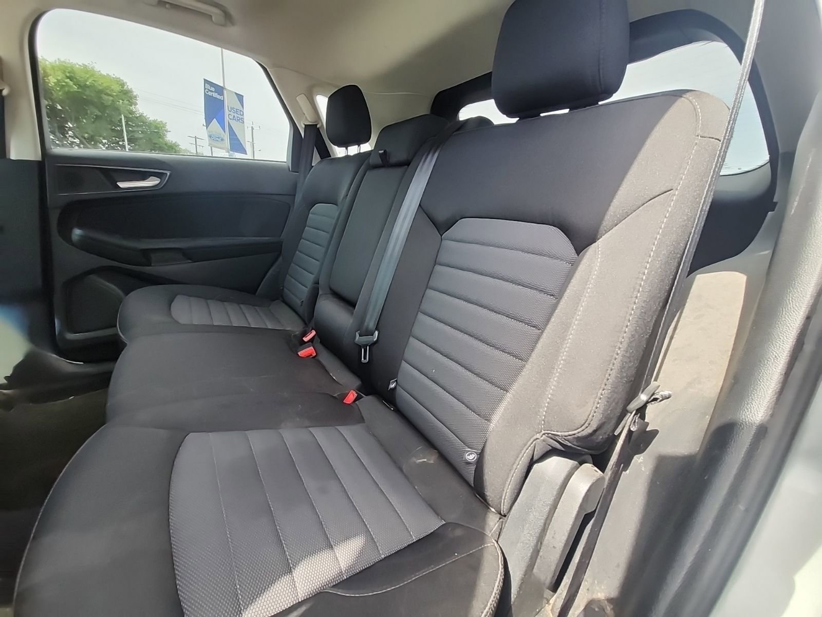 Used 2016 Ford Edge SE image 10
