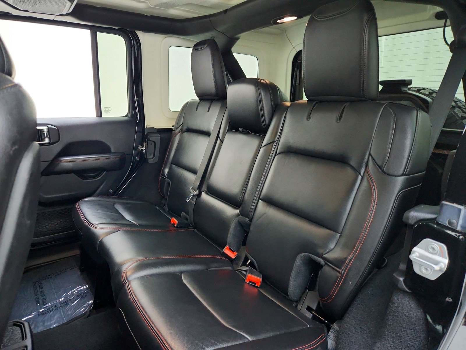 Used 2020 Jeep Wrangler Unlimited Rubicon AWD/4WD image 25