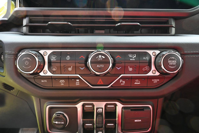 Used 2024 Jeep Wrangler Unlimited Rubicon 392 AWD/4WD image 69
