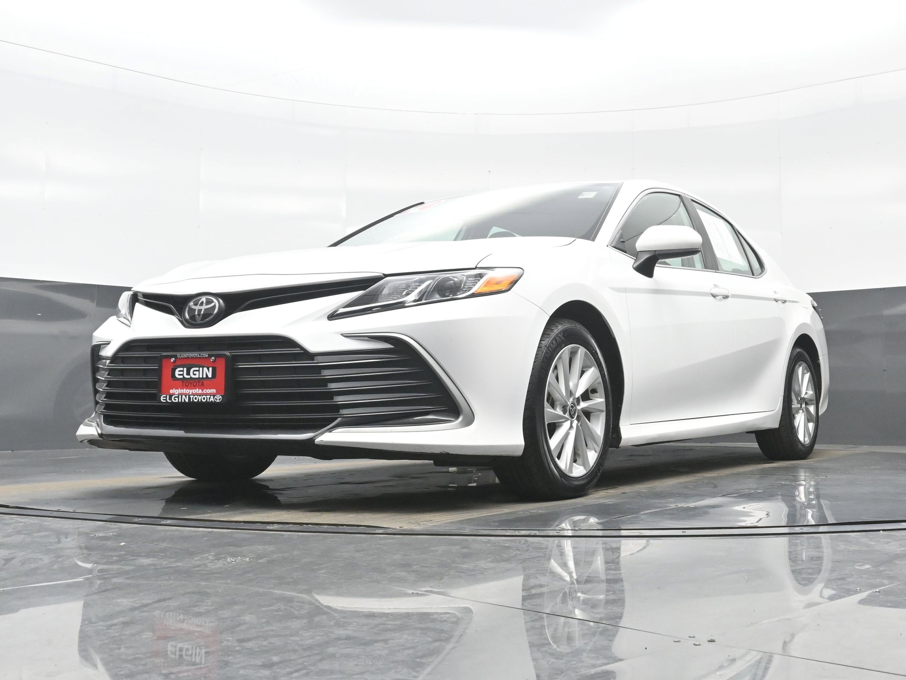 Used 2024 Toyota Camry LE image 26