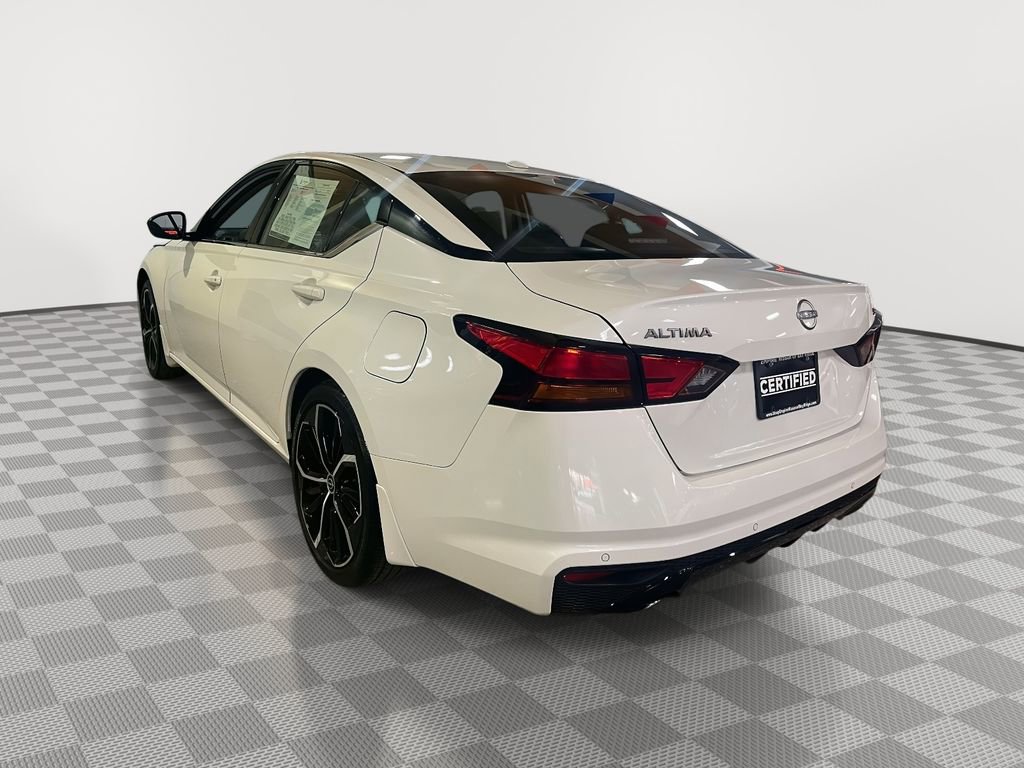 Used 2024 Nissan Altima 2.5 SR FWD image 5