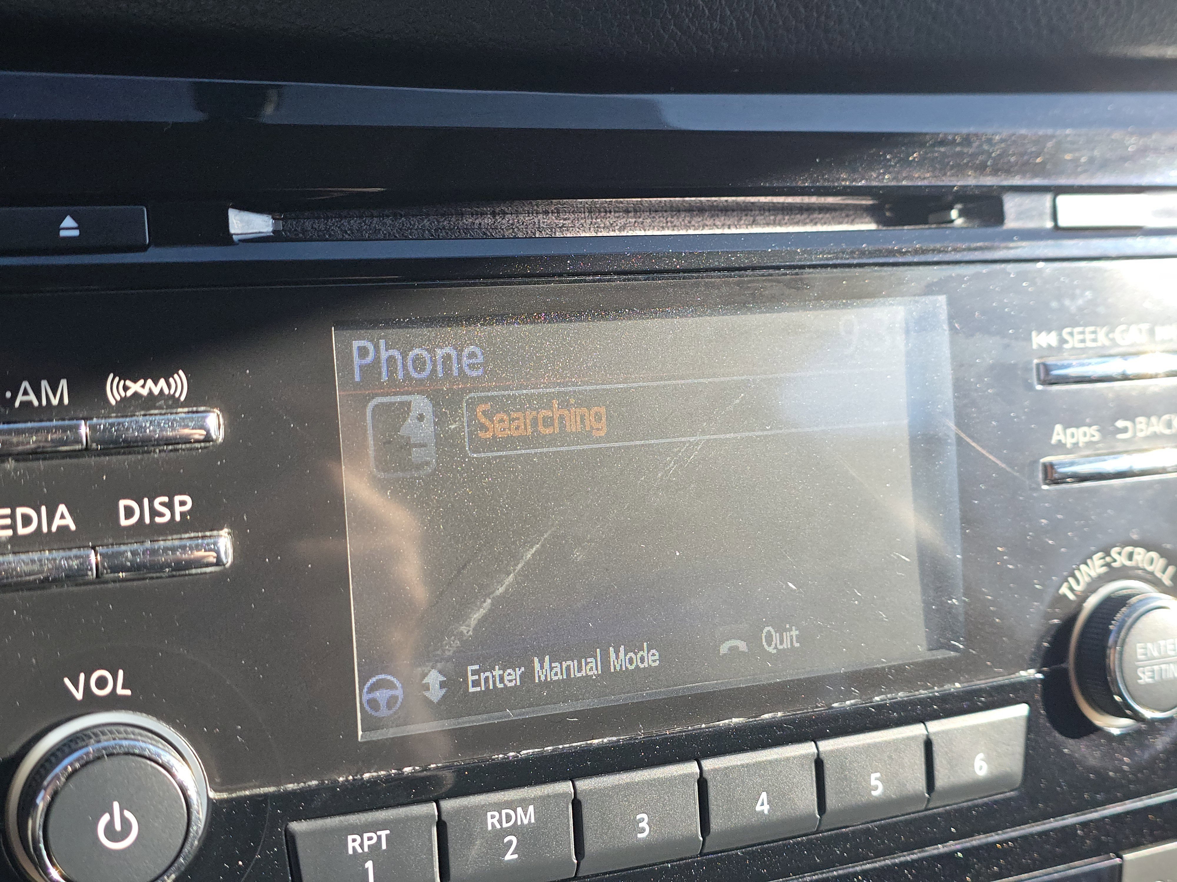 Used 2014 Nissan Rogue SV w/ SV Family Package image 10