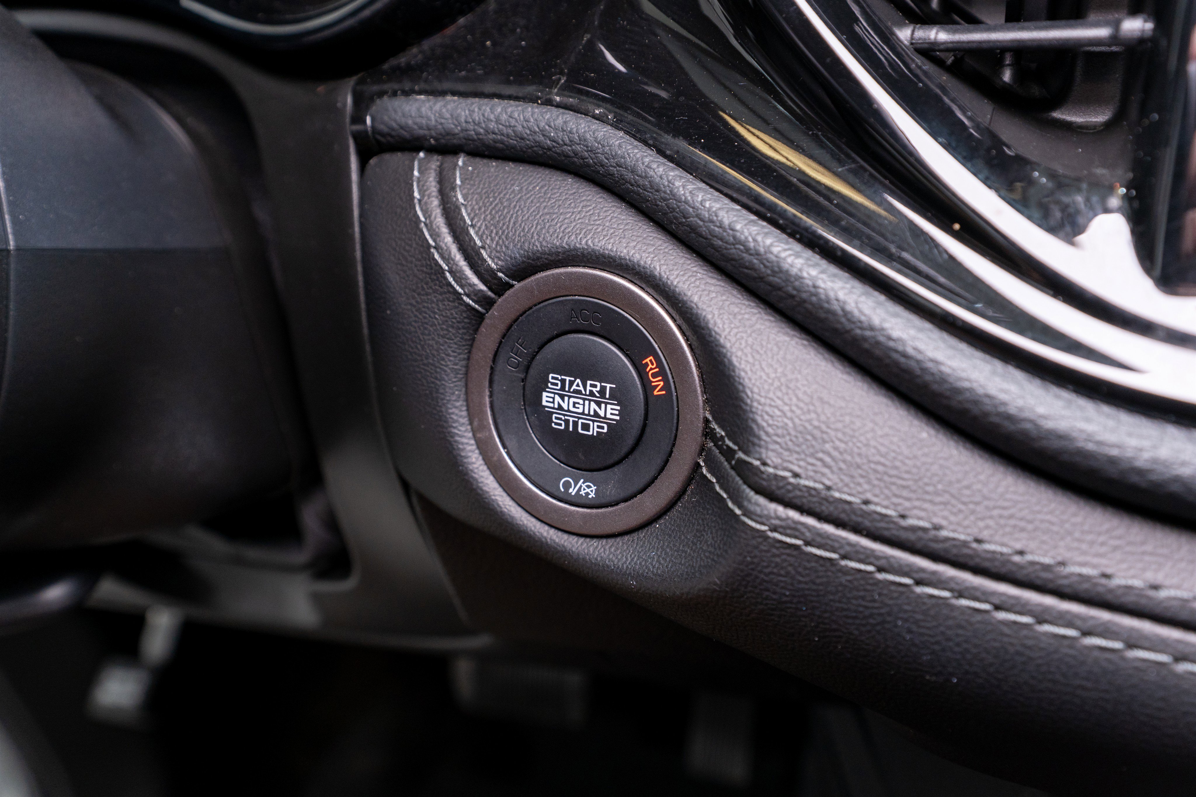 Used 2023 Dodge Durango SXT image 26