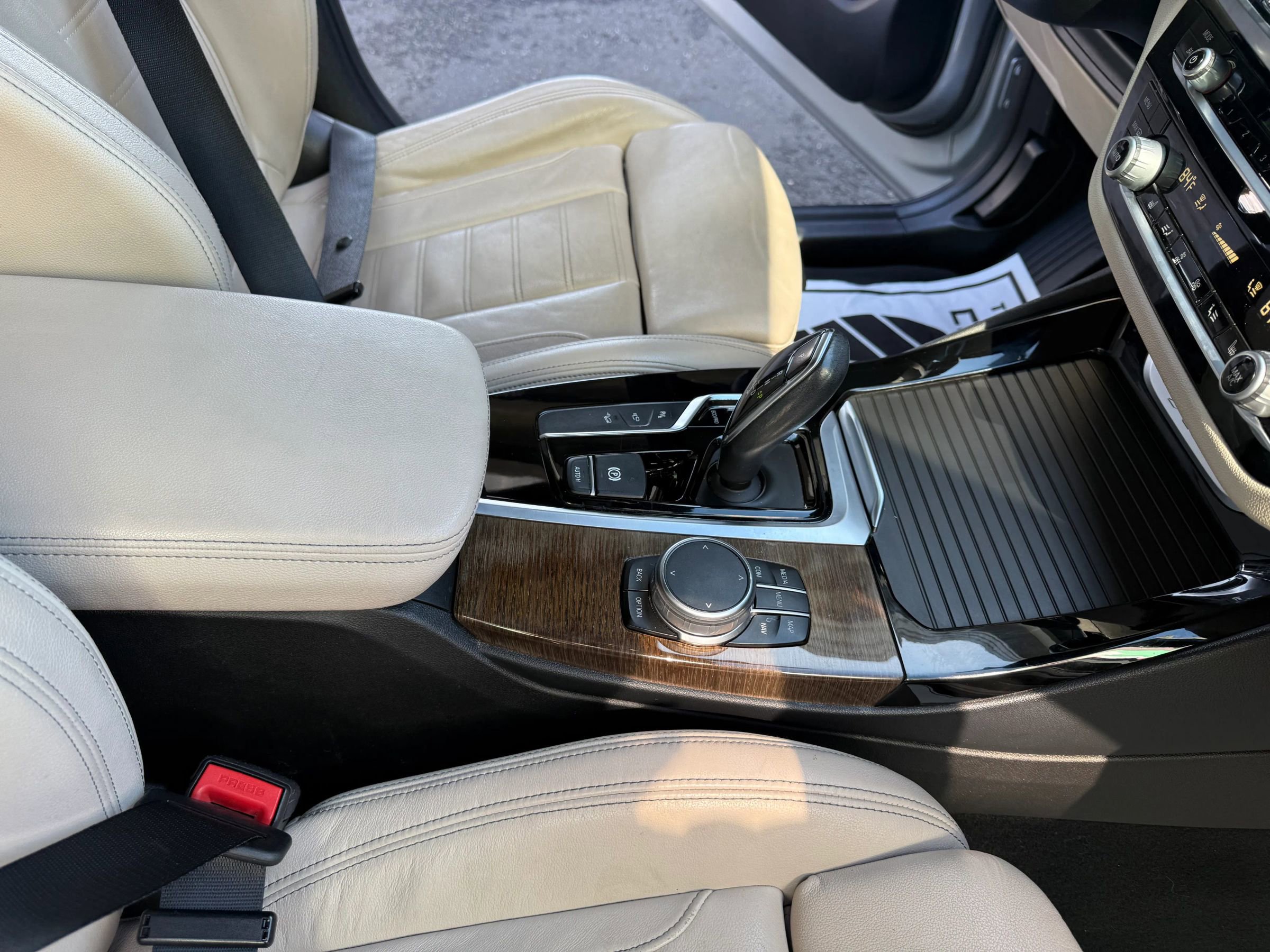 Used 2018 BMW X3 xDrive30i AWD/4WD image 25