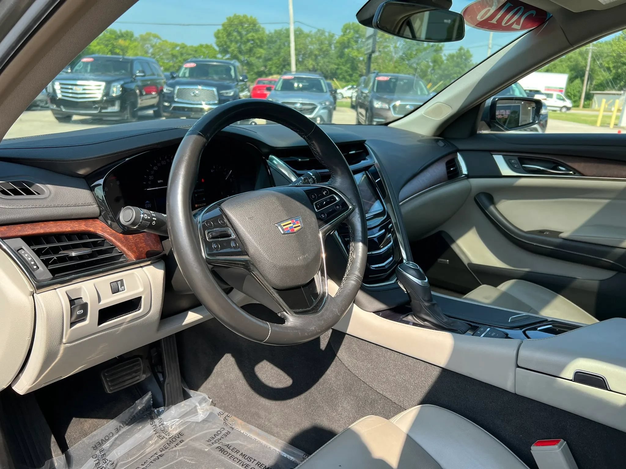 Used 2016 Cadillac CTS Luxury RWD image 10