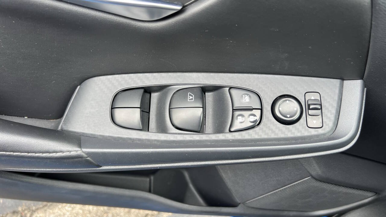 Used 2022 Nissan Sentra SV w/ All-Weather Package FWD image 18