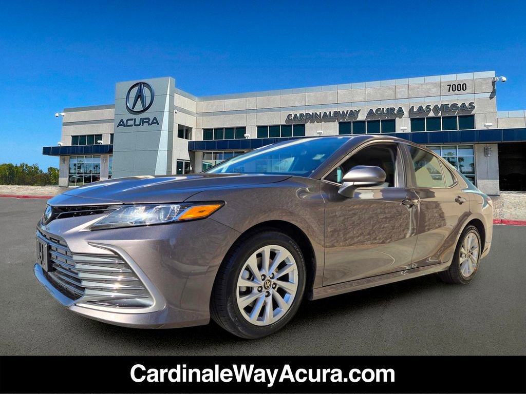 Used 2023 Toyota Camry LE FWD image 2