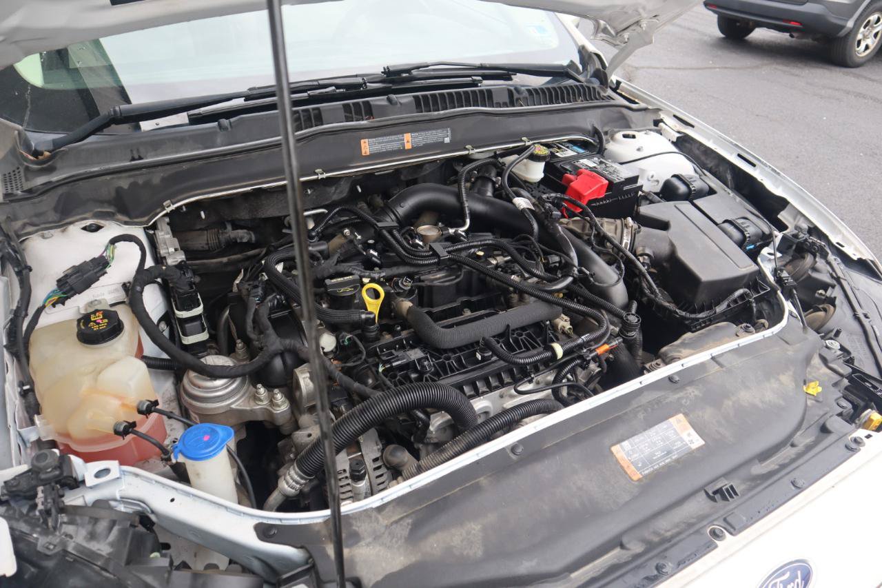 Used 2019 Ford Fusion SE w/ Equipment Group 151A FWD image 35