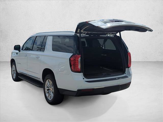 Used 2021 GMC Yukon XL SLT w/ SLT Premium Package RWD image 10