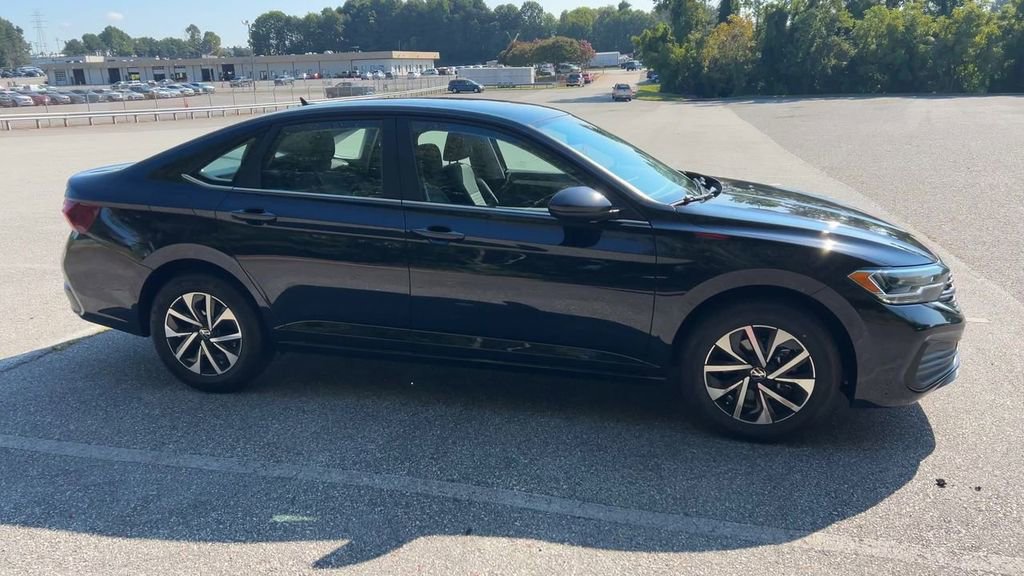 Used 2024 Volkswagen Jetta S image 10
