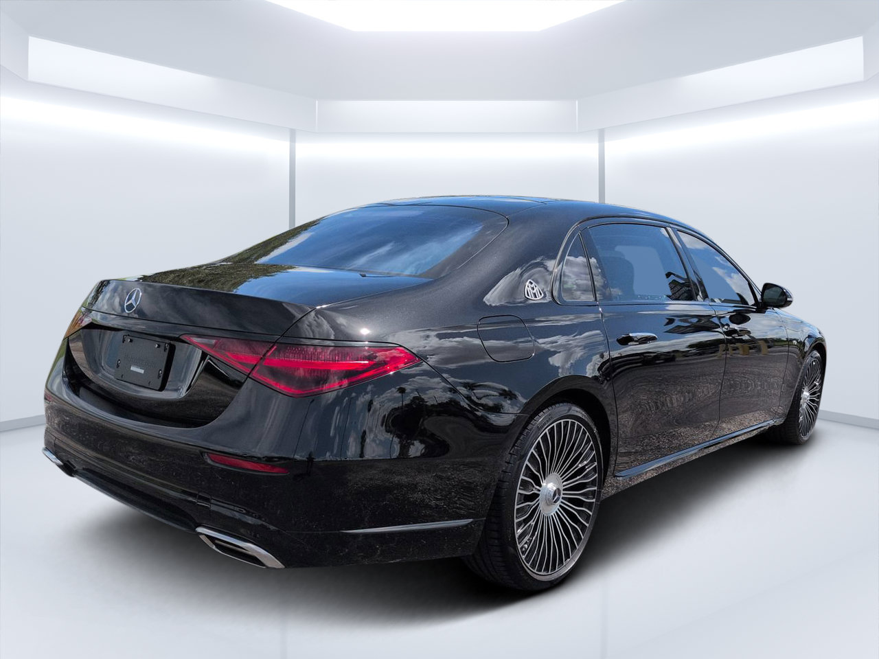 Used 2023 Mercedes-Benz Maybach S 680 4MATIC image 3