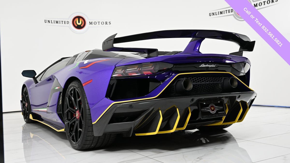 Used 2021 Lamborghini Aventador SVJ AWD/4WD image 37