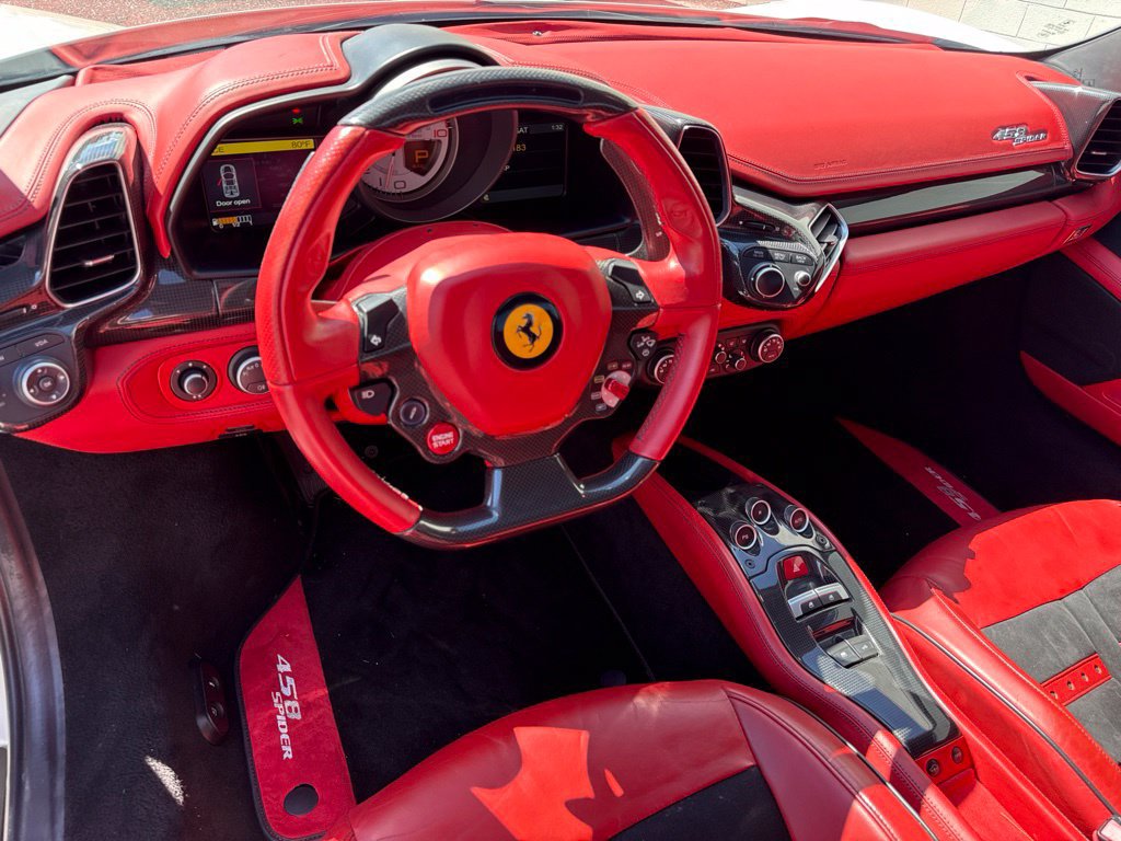 Used 2015 Ferrari 458 Spider RWD image 26