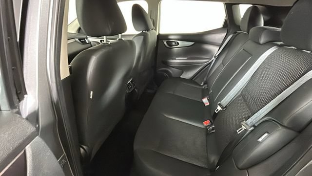 Used 2022 Nissan Rogue Sport S AWD/4WD image 26