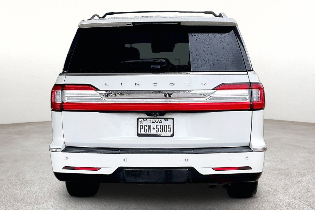 Used 2020 Lincoln Navigator L Reserve w/ Equipment Group 208A Reserve AWD/4WD image 6