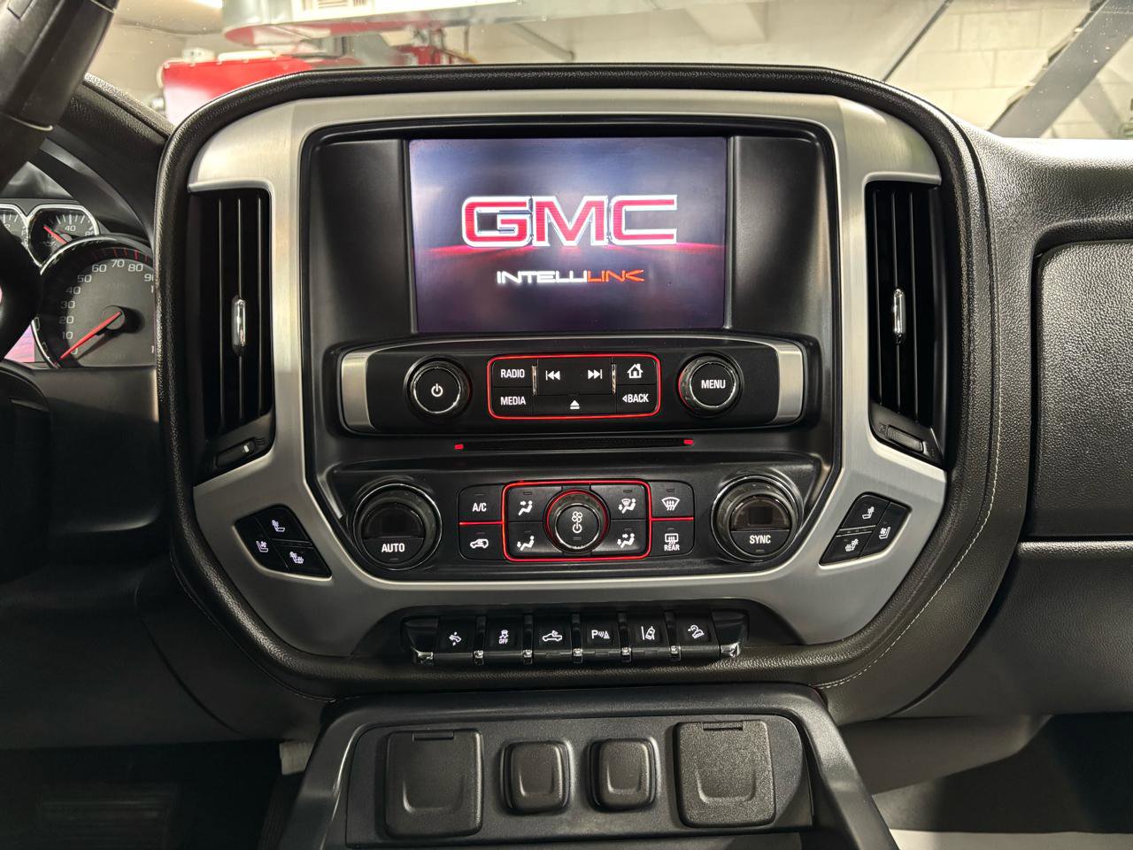 Used 2016 GMC Sierra 2500 SLT image 30