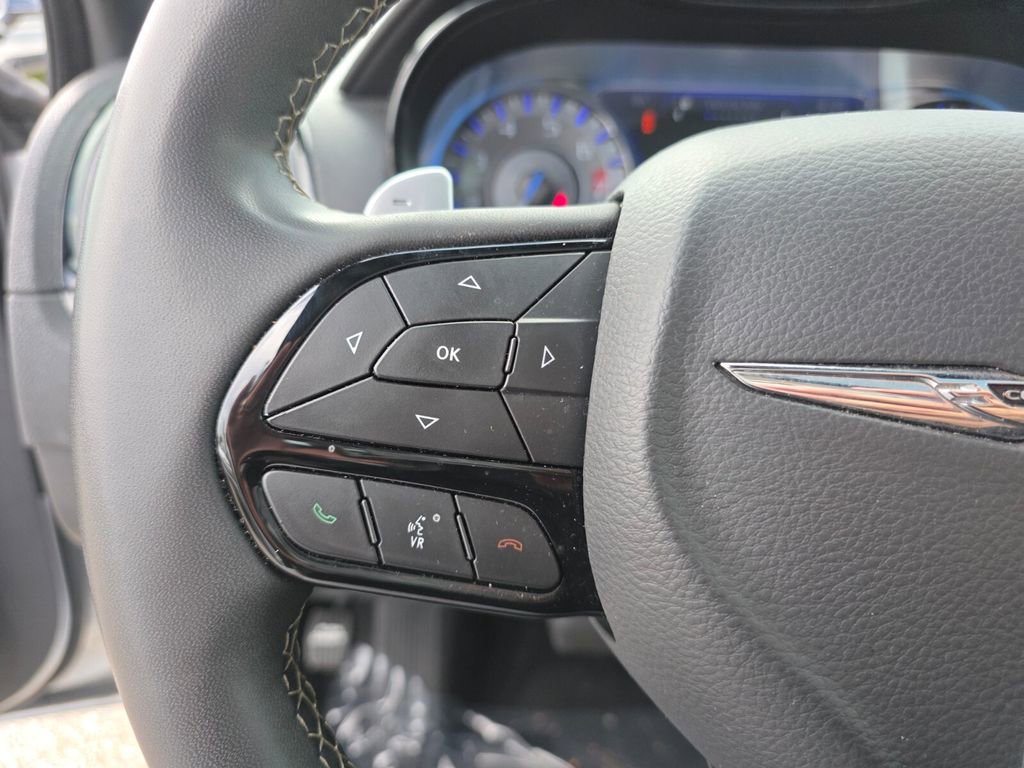 Used 2023 Chrysler 300 S RWD image 31