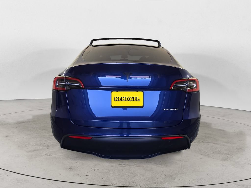 Used 2023 Tesla Model Y Long Range AWD/4WD image 4