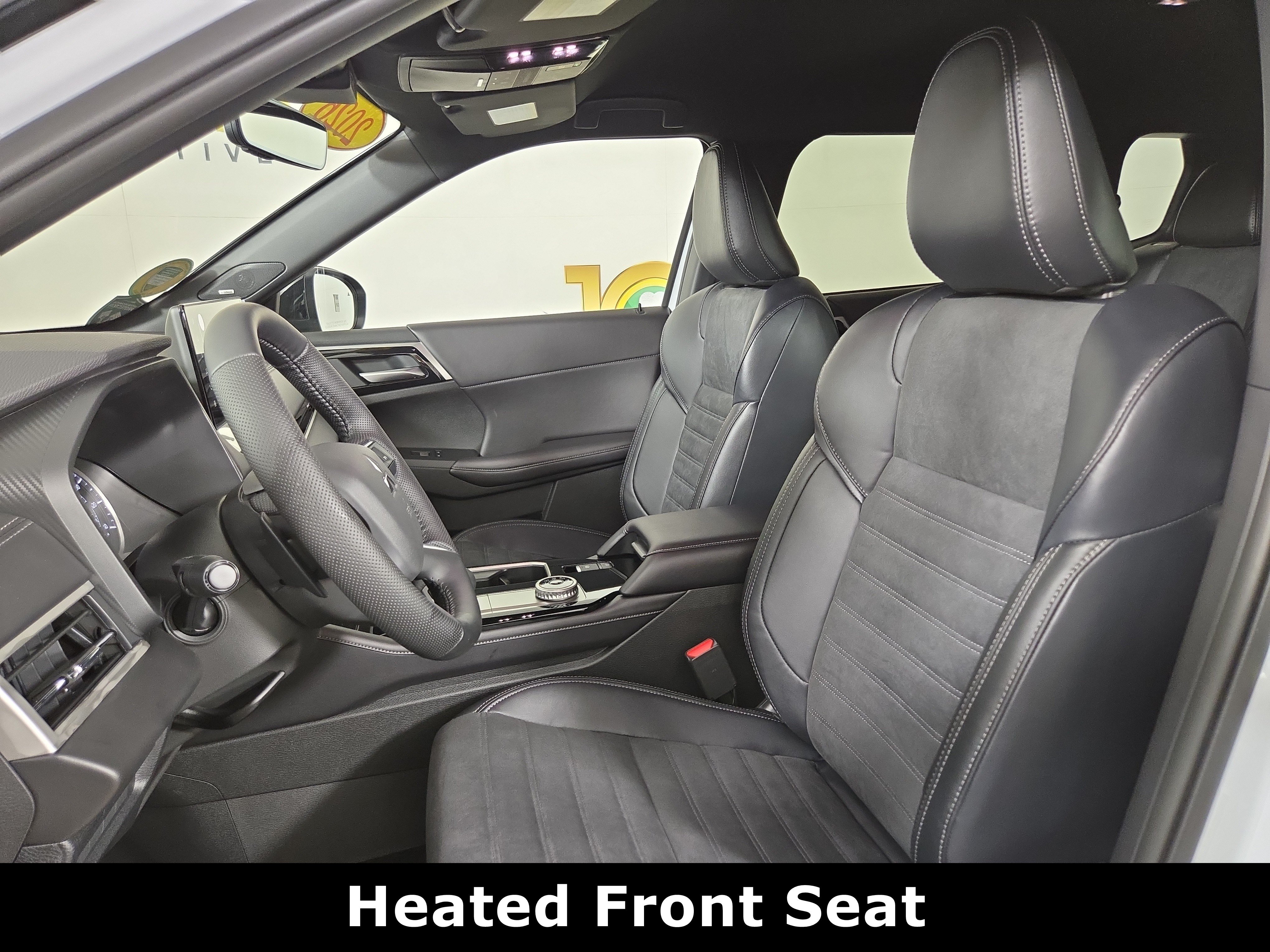 New 2026 Mitsubishi Outlander LE AWD/4WD image 10