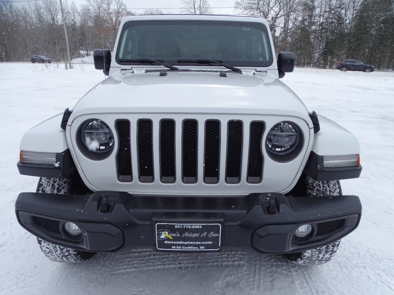 Used 2021 Jeep Wrangler Unlimited Sahara AWD/4WD image 6
