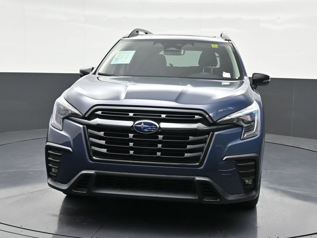 Used 2023 Subaru Ascent Onyx Edition image 9