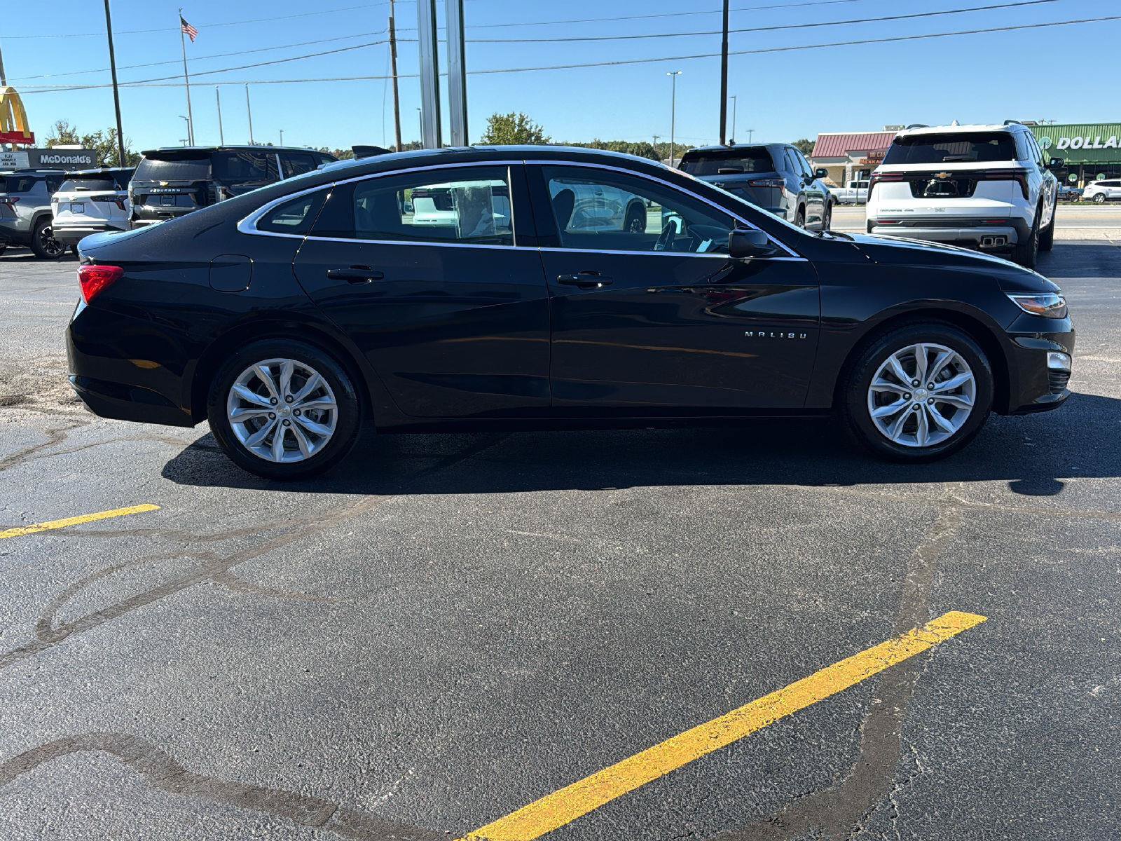 Used 2025 Chevrolet Malibu LT FWD image 6