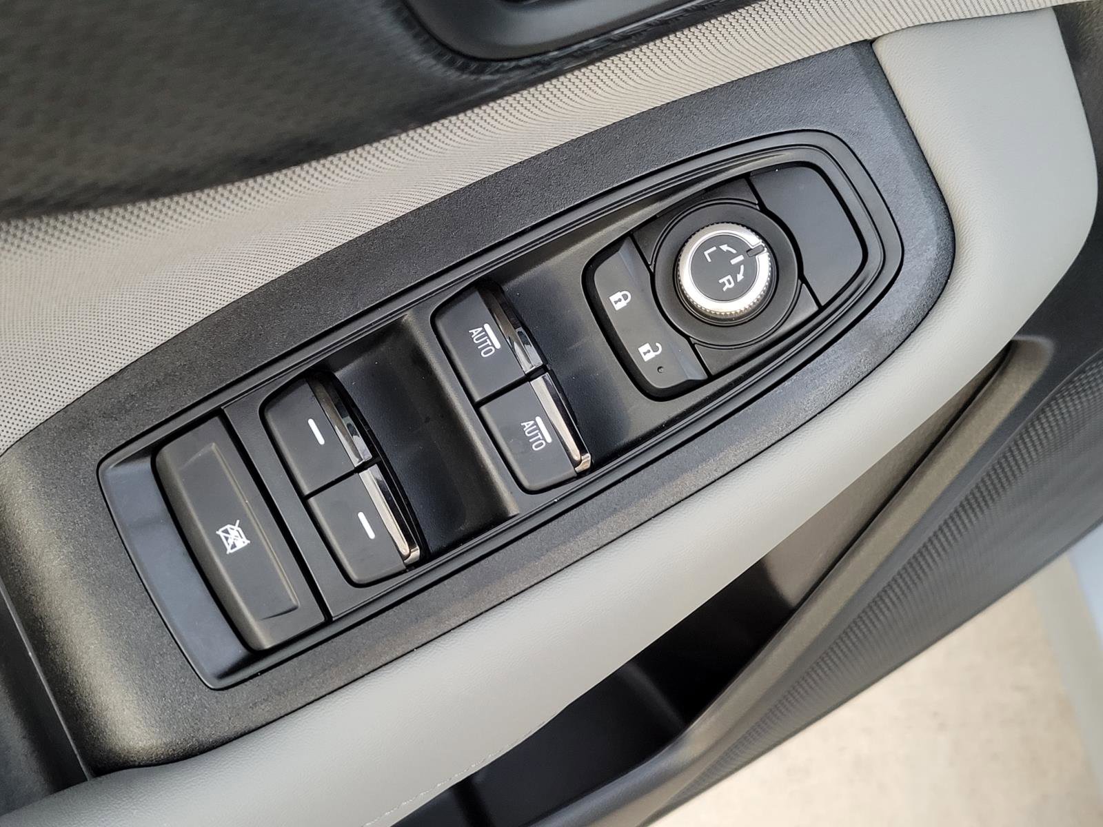 Certified 2025 Subaru Legacy Premium image 24