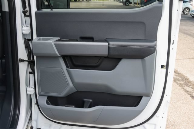 Used 2022 Ford F150 XLT w/ XTR Package AWD/4WD image 13
