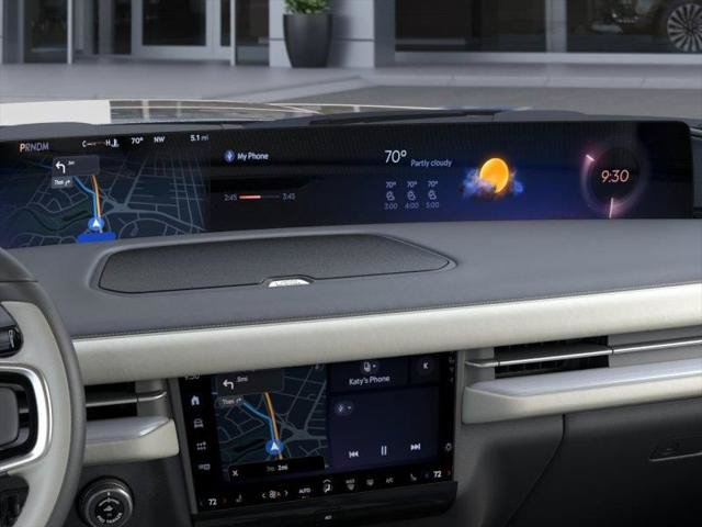 New 2026 Lincoln Navigator Premiere AWD/4WD image 14